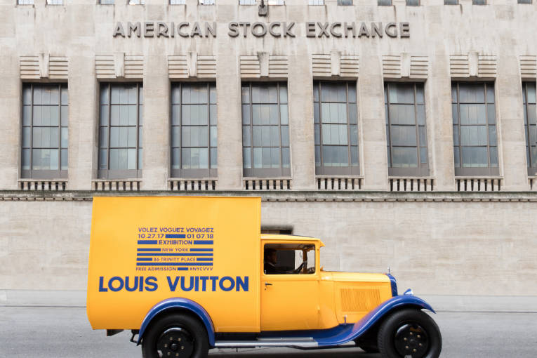Sold at Auction: Louis Vuitton Gold Voguez Volez Voyagez Car