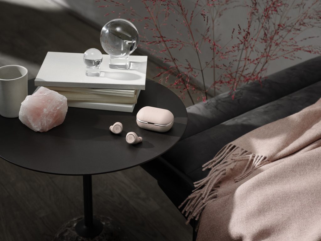 The New Beoplay E8 2.0 with Wireless Charging Case