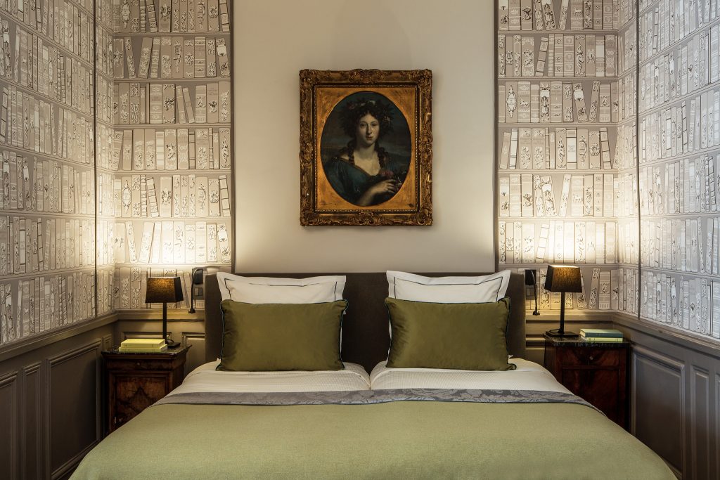 Hotel Mansart - Deluxe Room - by @gillestrillard