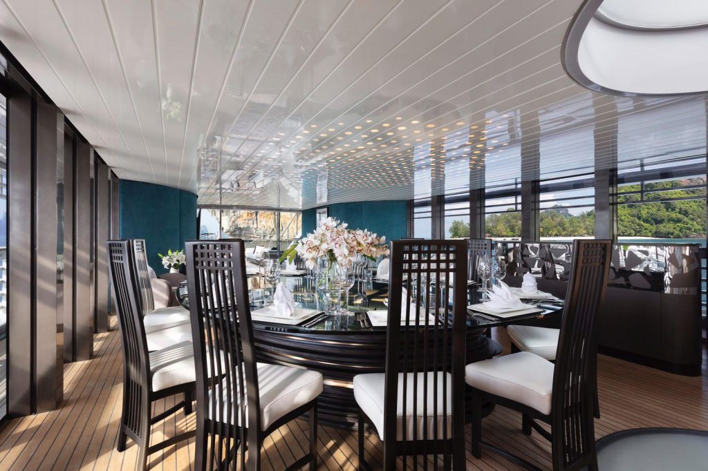 Ocean Emerald - Dining Room