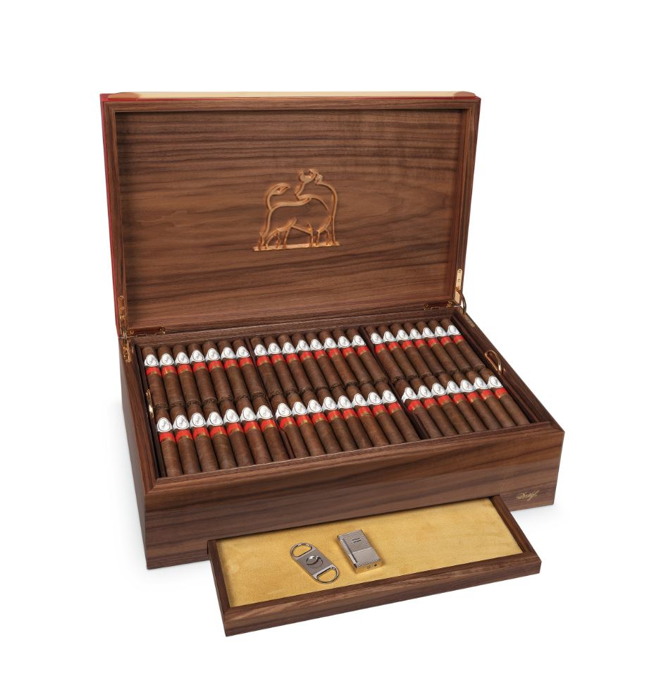 Davidoff's Year Of The Ox Masterpiece Humidor & Pipe