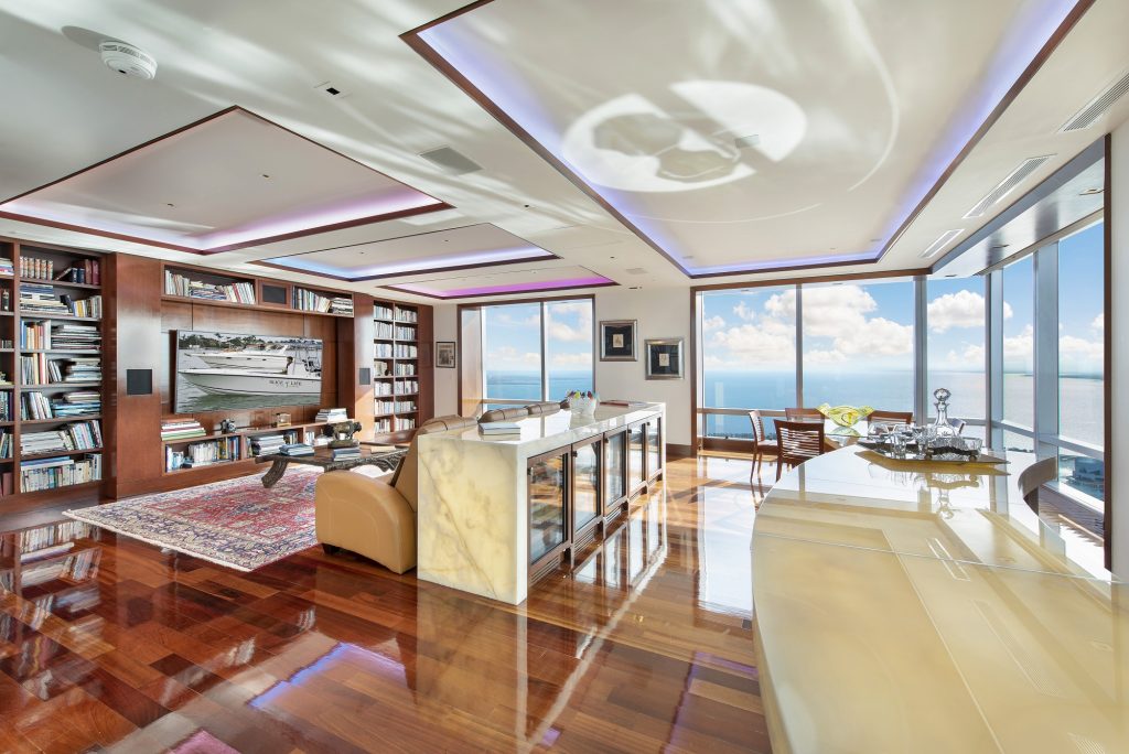 Talking Luxury Real Estate Auctions with Trayor Lesnor of Platinum Luxury Auctions